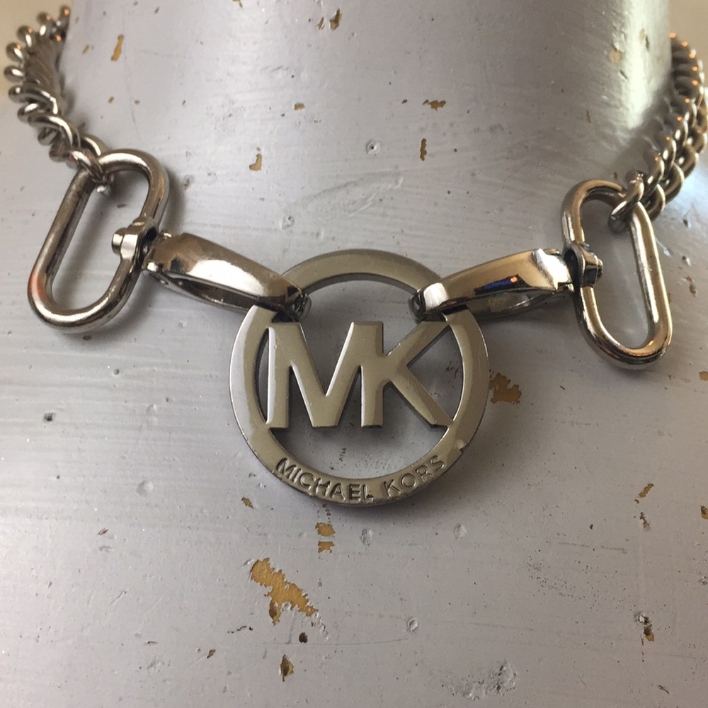 Michael Kors choker